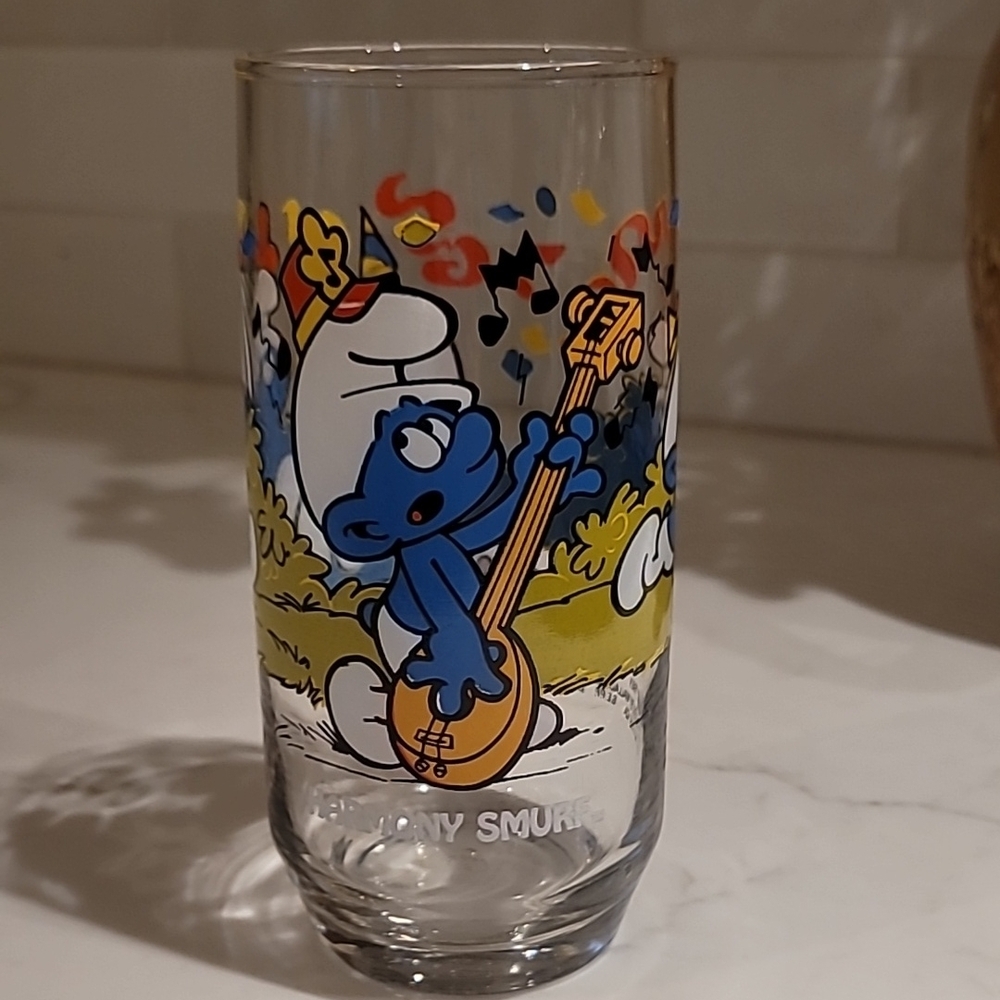 Harmony Smurfs Glass